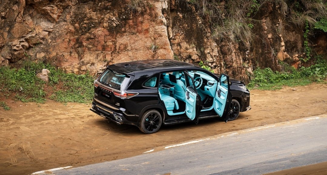 Toyota Innova Hycross दमदार परफॉर्मेंस और शानदार फीचर्स का परफेक्ट कॉम्बिनेशन