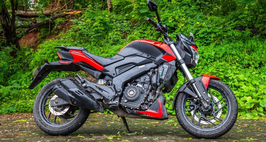 Bajaj Dominar 250 हर राइडर का परफेक्ट टूरिंग साथ