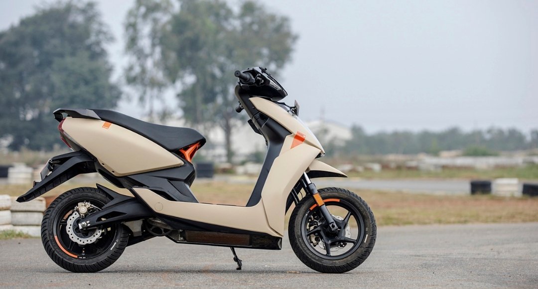 Ather 450X एक इलेक्ट्रिक स्कूटर जो परफॉर्मेंस और टेक्नोलॉजी से भरा हुआ है