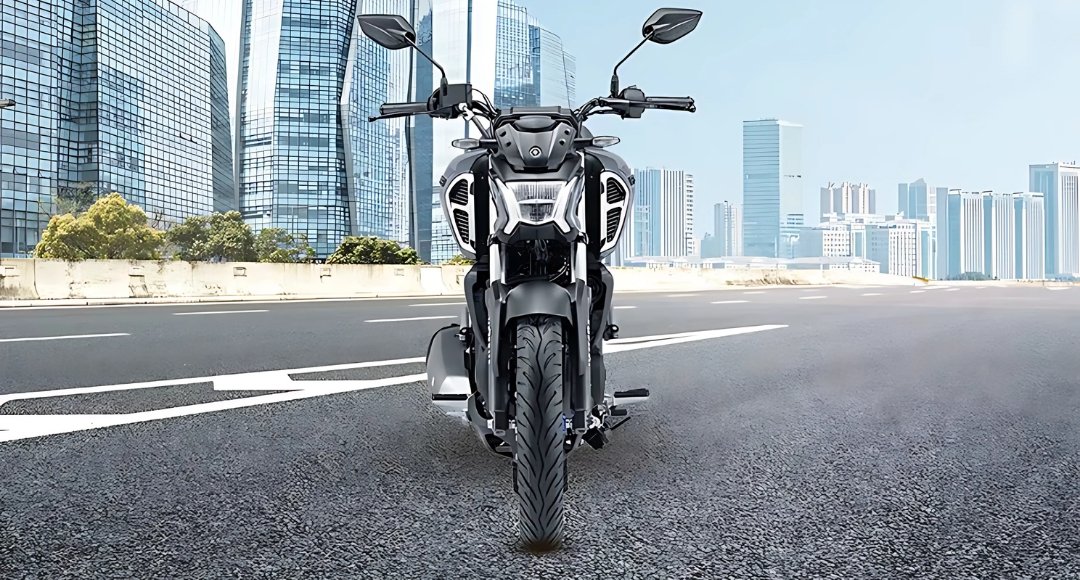 Yamaha FZS FI V4 स्टाइल परफॉर्मेंस और टेक्नोलॉजी का शानदार कॉम्बिनेशन