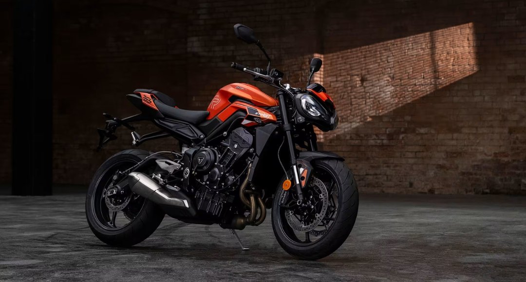 Triumph Street Triple RS एक ऐसी सुपरबाइक जो दिल की धड़कनों को तेज़ कर दे