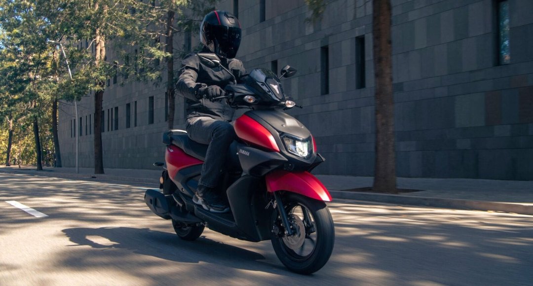 Yamaha Ray ZR 125 स्टाइल पावर और परफॉर्मेंस का परफेक्ट कॉम्बिनेशन