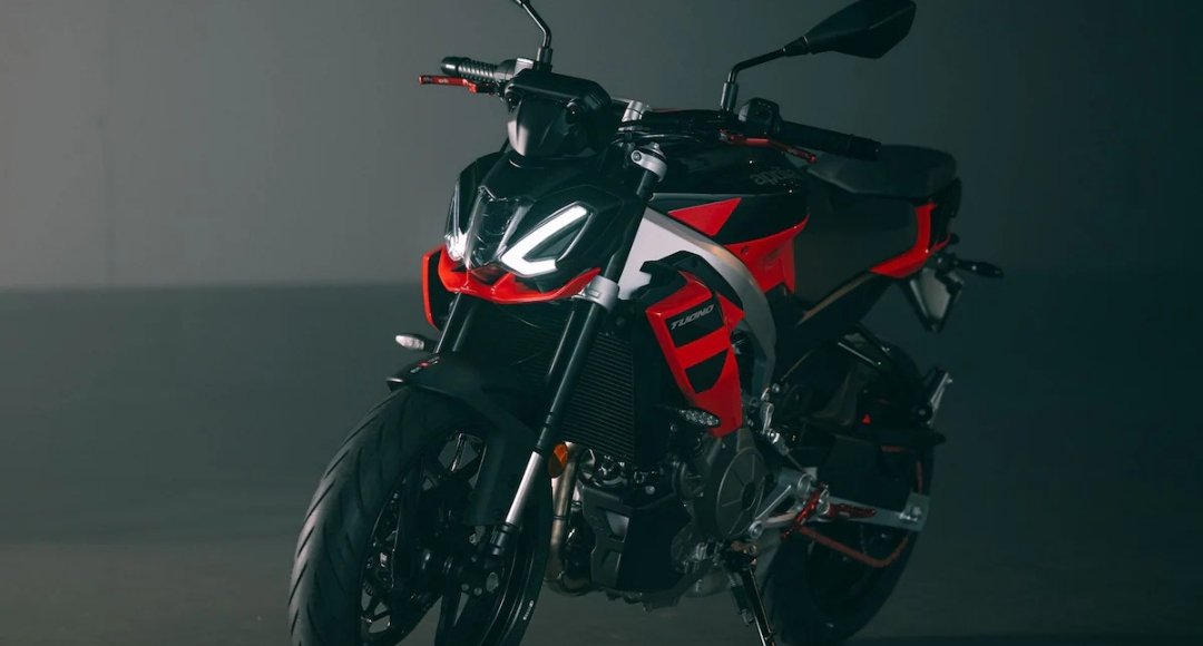 Aprilia Tuono 457 दमदार स्टाइल और पावर का नया तूफ़ान भारत की सड़कों पर