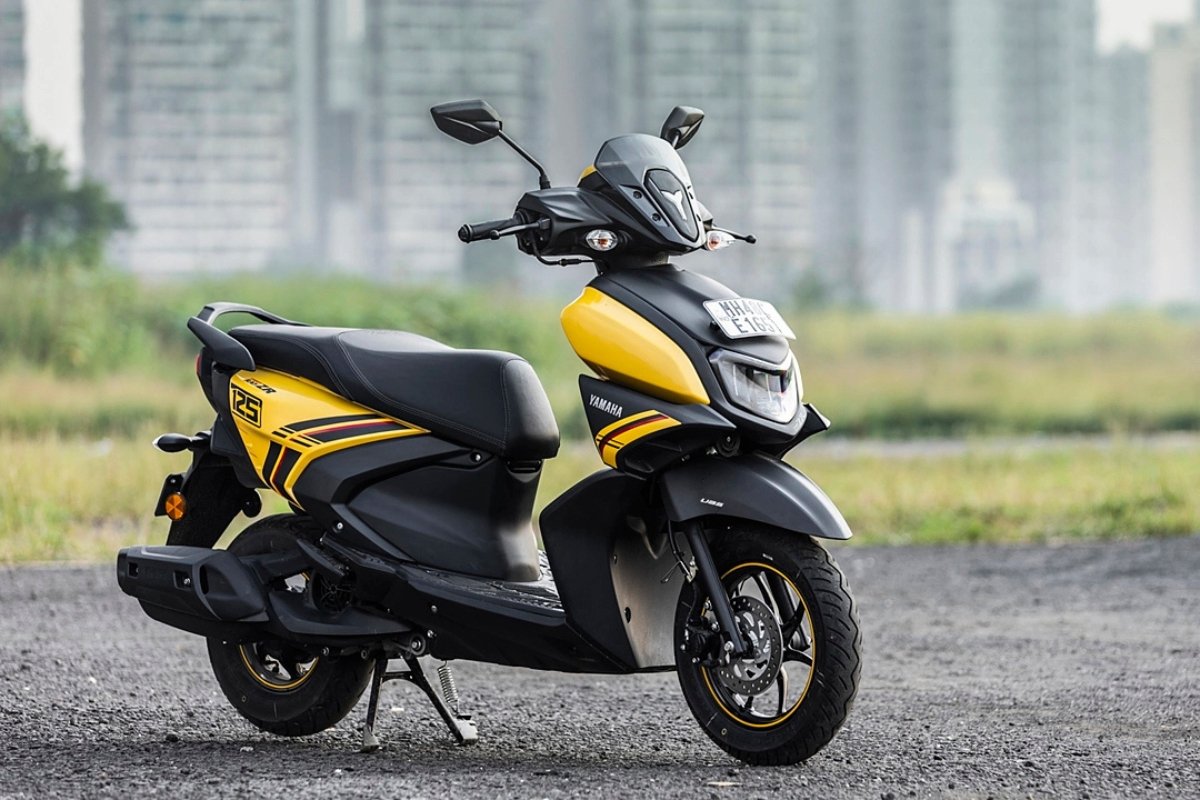 Yamaha Ray ZR 125: युवाओं के दिलों की धड़कन बना यह दमदार स्कूटर