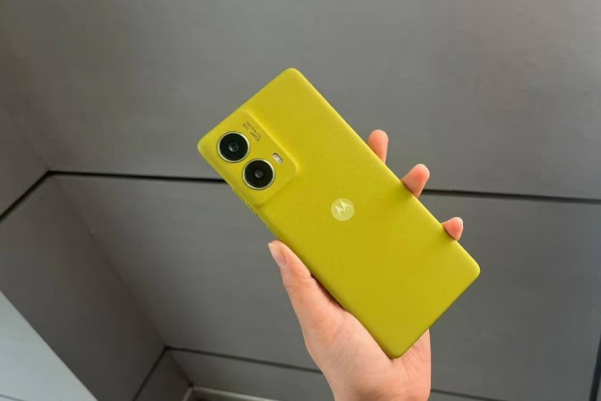 Motorola Moto G85: एक नया अनुभव स्टाइल और टेक्नोलॉजी का संगम