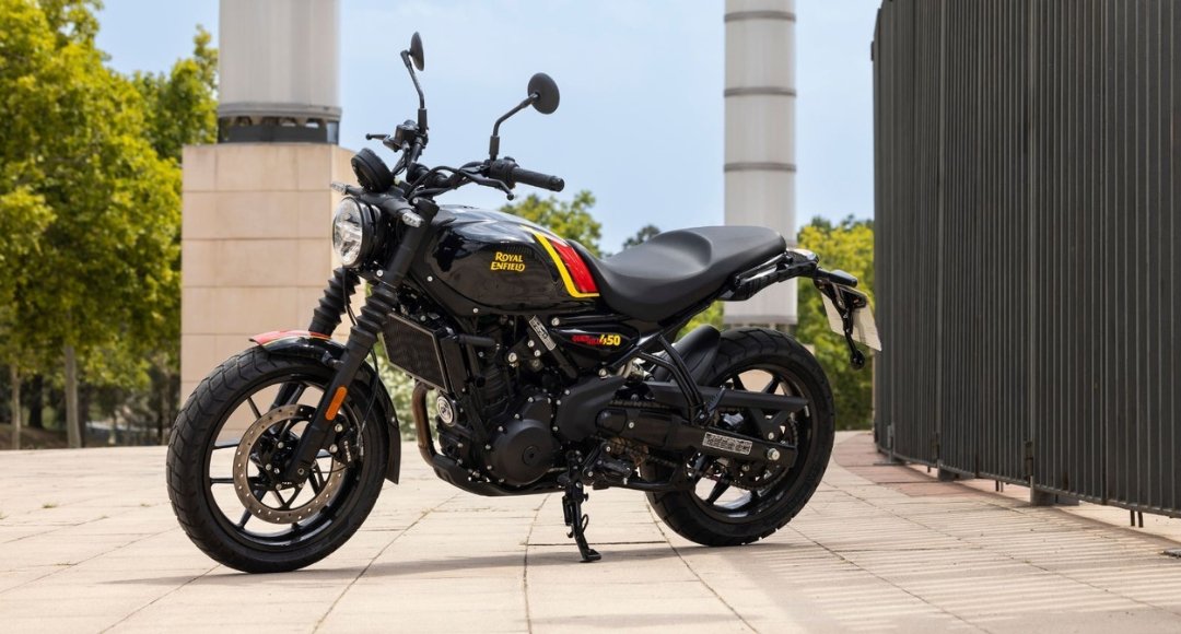 Royal Enfield Guerrilla 450 दमदार परफॉर्मेंस और स्टाइल का बेजोड़ मेल