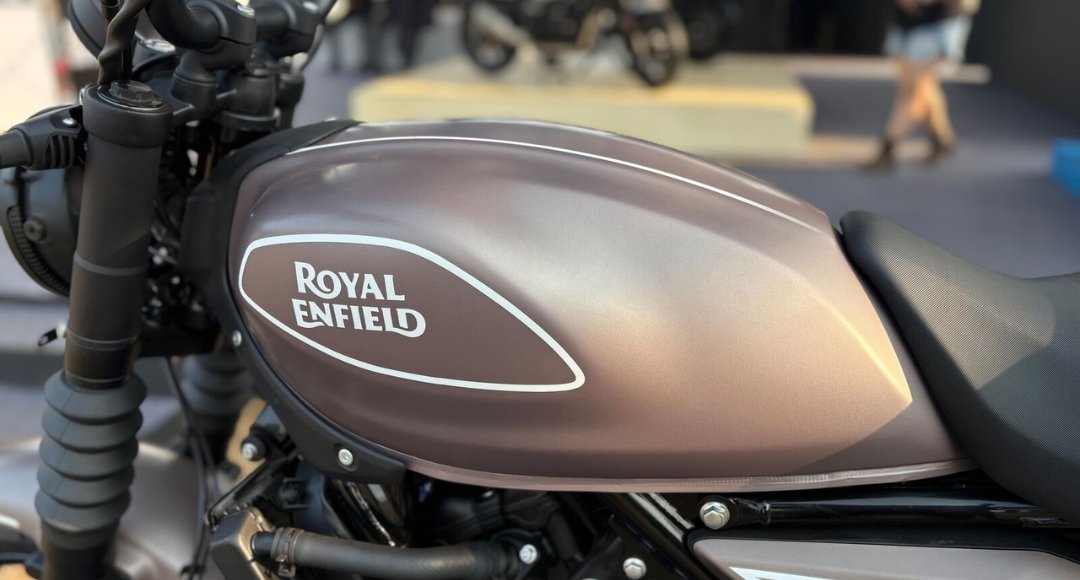 Royal Enfield Guerrilla 450 दमदार लुक और रफ़्तार का नया चेहरा