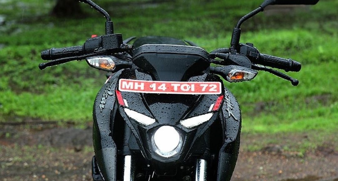 Bajaj Pulsar N160 युवा दिलों की धड़कन पावर और स्टाइल का दमदार कॉम्बिनेशन