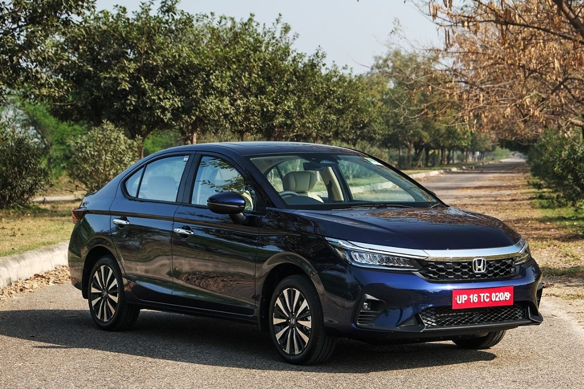 शानदार लुक्स जबरदस्त परफॉर्मेंस यही है Honda City