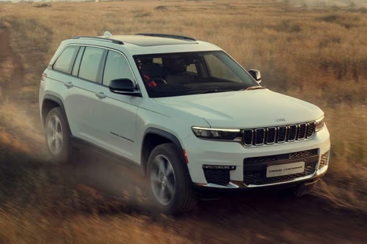 Jeep Grand Cherokee: दमदार पावर, लग्ज़री फीचर्स और कीमत EMI शुरू ₹1.83 लाख से