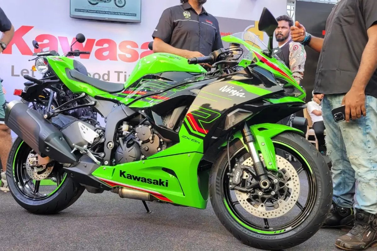 Kawasaki Ninja ZX-6R: दमदार स्पोर्ट्स बाइक ₹11,53,000 में खास फीचर्स और बेजोड़ परफॉर्मेंस