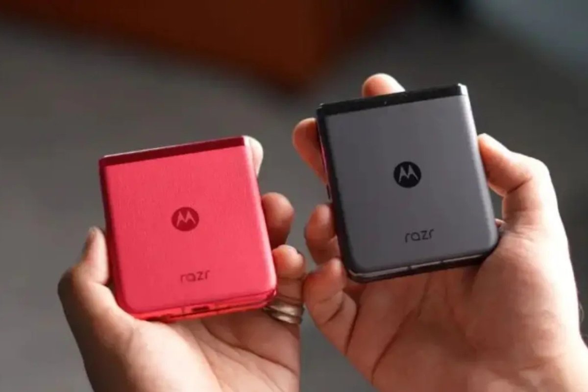 Motorola Razr 50 Ultra: 12GB RAM और 4000mAh बैटरी के साथ मिल रहा है सबसे बेहतरीन स्मार्टफोन ऑफर