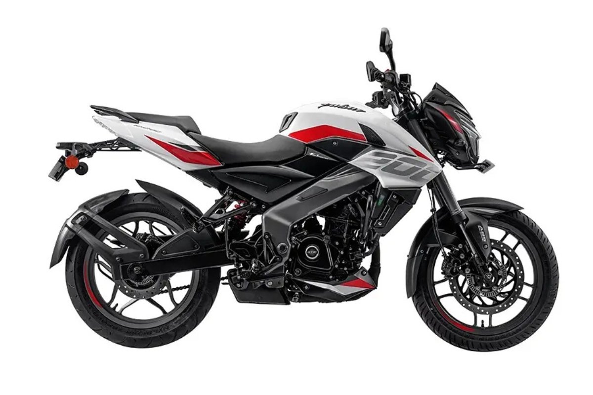 Bajaj Pulsar NS200: अब EMI पर सिर्फ ₹5,322 में पाएं अपनी सपना बाइक