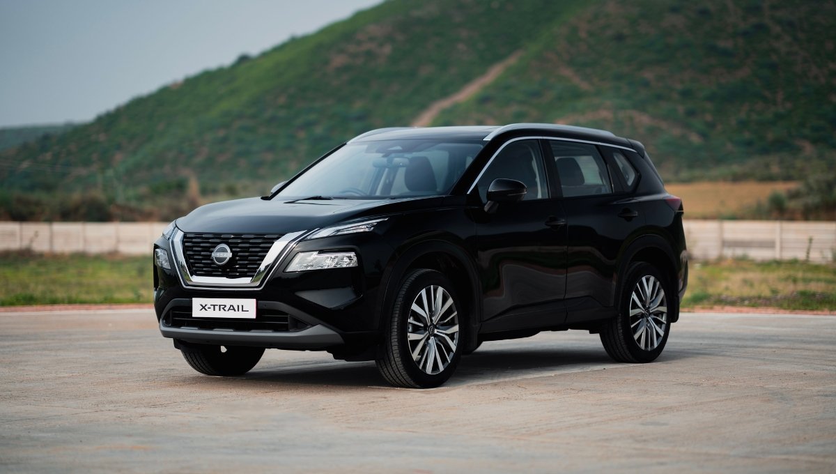 Nissan X-Trail: 200 किमी/घंटा की रफ्तार और Rs. 49.92 लाख में लग्ज़री का नया नाम