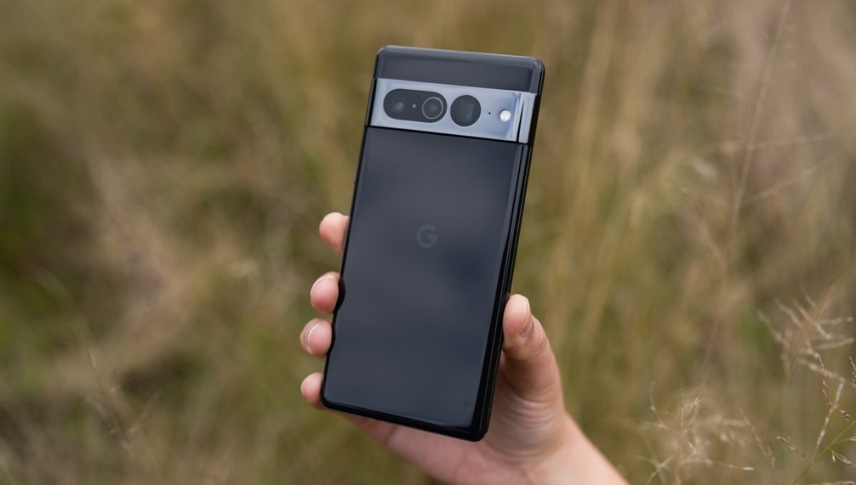 Google Pixel 7 Pro: शानदार फीचर्स और 128GB 8GB RAM के साथ किफायती कीमत में परफेक्ट स्मार्टफोन