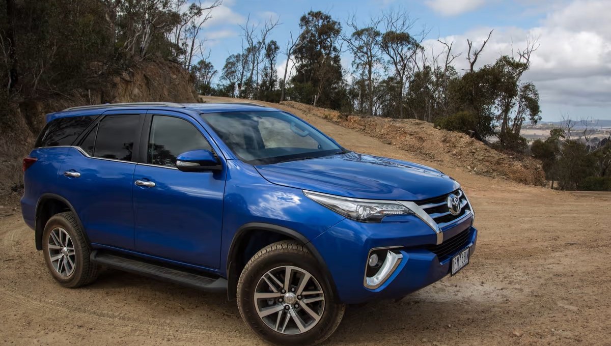 7 सीटर लक्ज़री SUV, 500Nm टॉर्क के साथ नई Toyota Fortuner की पूरी जानकारी