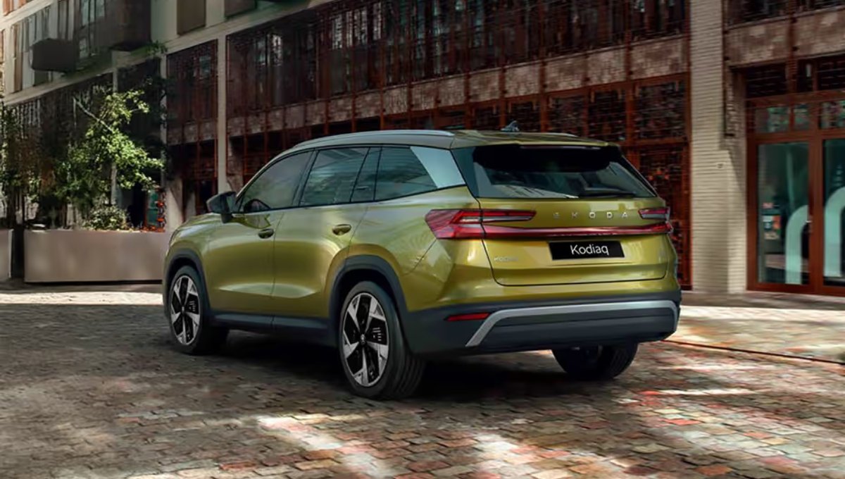 Skoda Kodiaq: एक सशक्त और आरामदायक यात्रा का अनुभव, अब EMI ₹1.23 लाख से