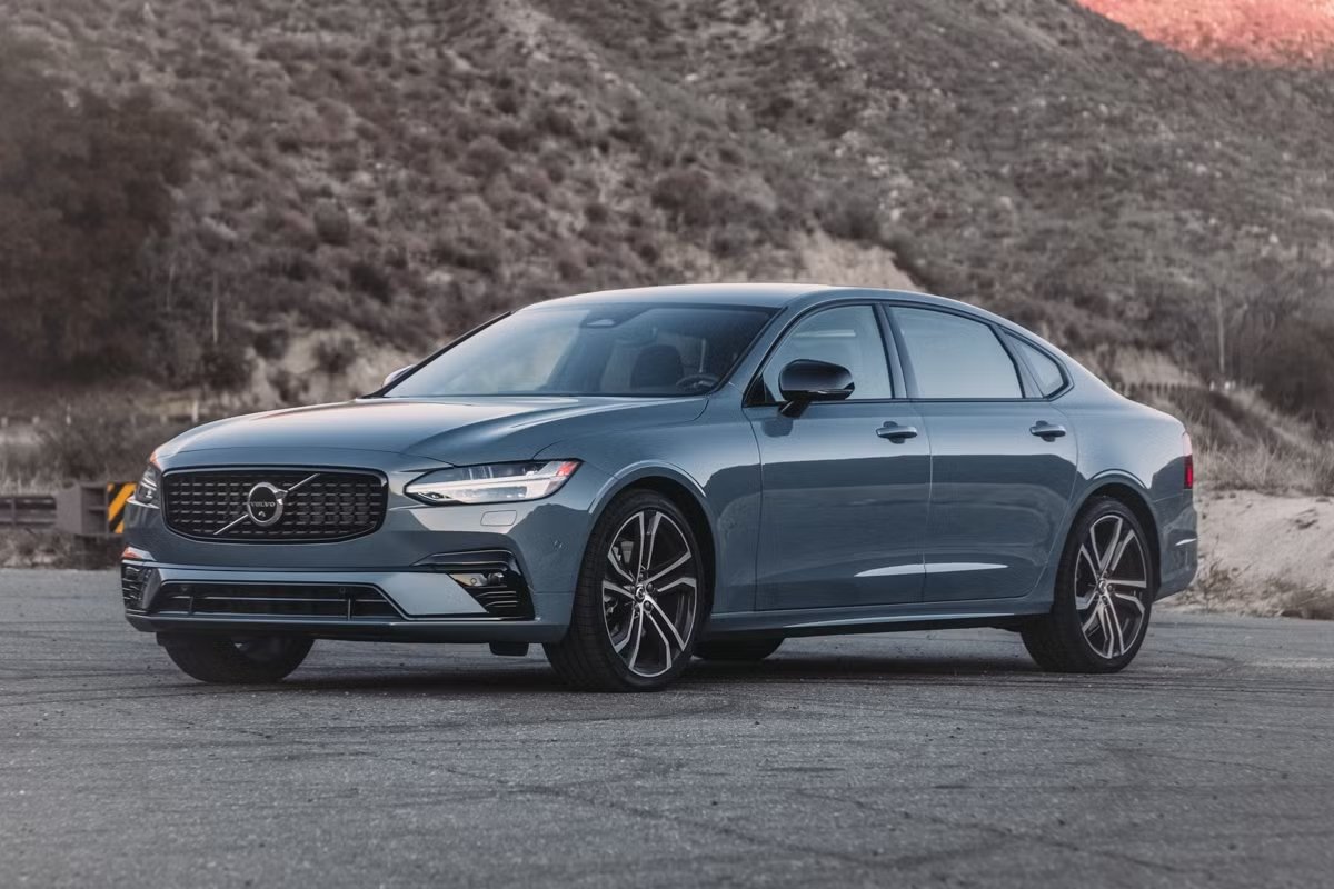 ₹78.5 लाख में मिलेगी फाइव स्टार सेफ्टी और क्लासिक इंटीरियर वाली Volvo S90