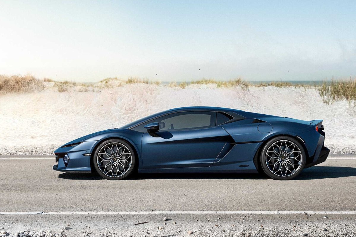 Lamborghini Temerario: ₹6 करोड़ की प्रीमियम सुपरकार का रोमांचक अनुभव