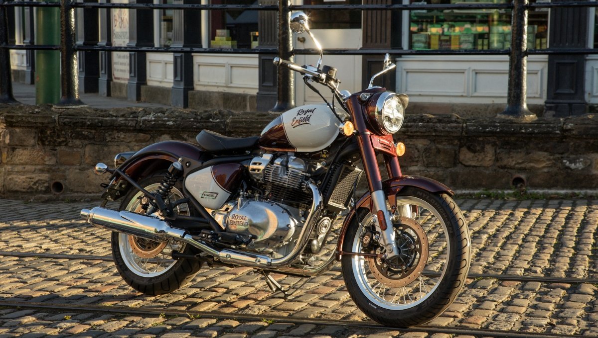 Royal Enfield Classic 650: दमदार पावर, बेहतरीन फीचर्स और आसान EMI ₹11,561/महीना में