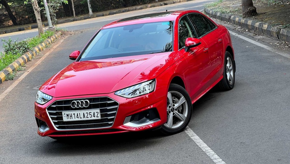 सिर्फ ₹45 लाख में मिले 207bhp की ताकत और 17.4 kmpl की माइलेज वाली Audi A4 जानिए क्यों है ये सबसे अलग