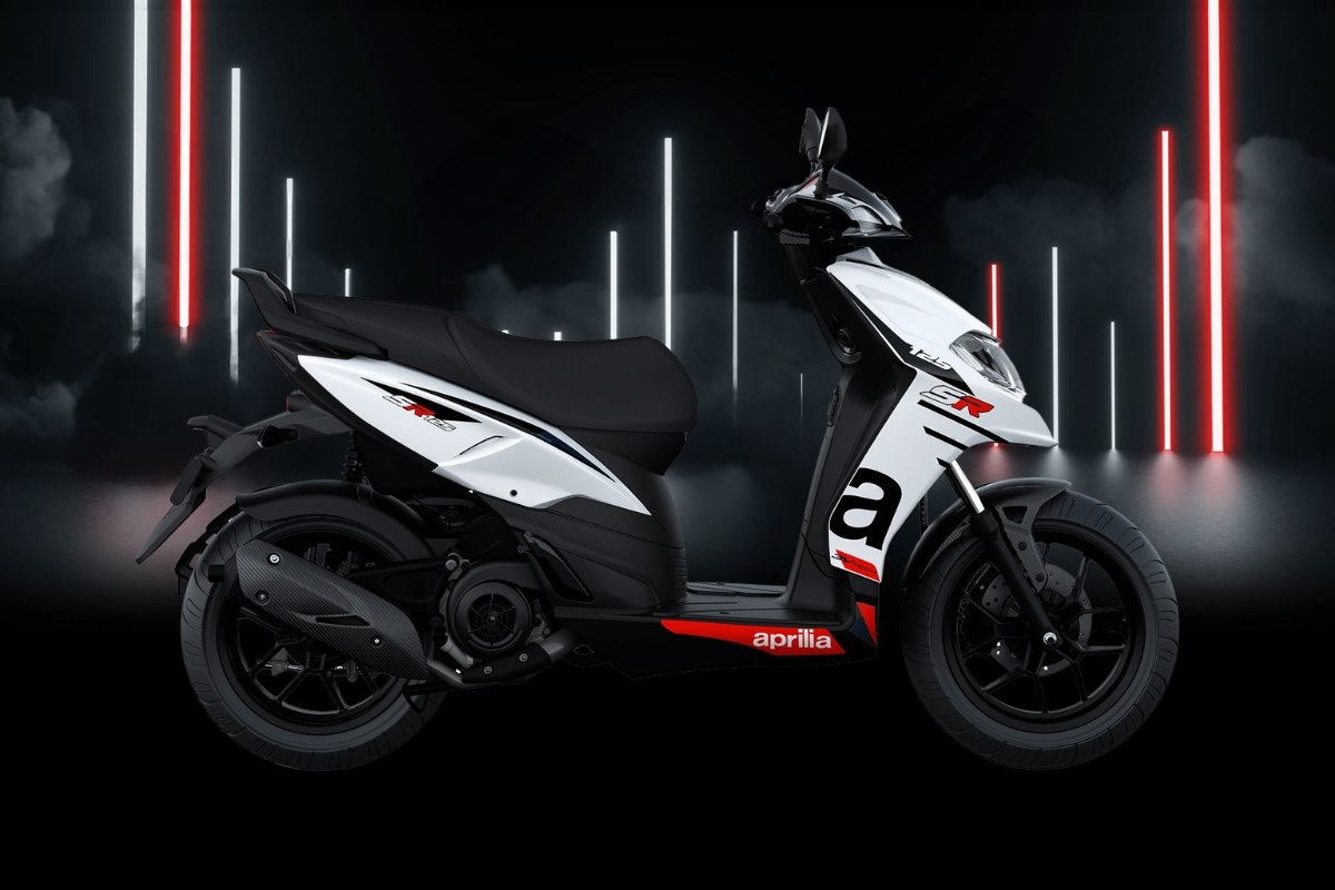 Aprilia SR 125 के खास फीचर्स और कीमत ₹1,25,156 परफॉर्मेंस का नया नाम