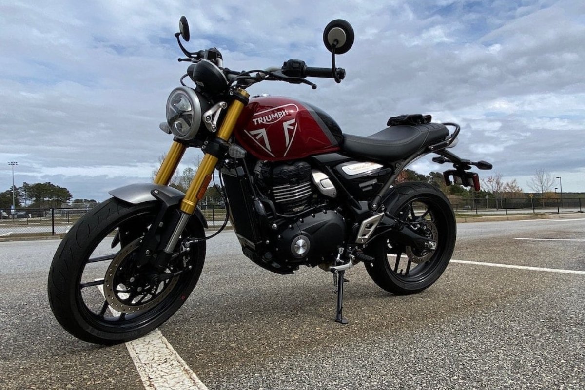 अब राइड करें लग्ज़री बाइक सिर्फ ₹8,452 EMI में Triumph Speed 400 के साथ
