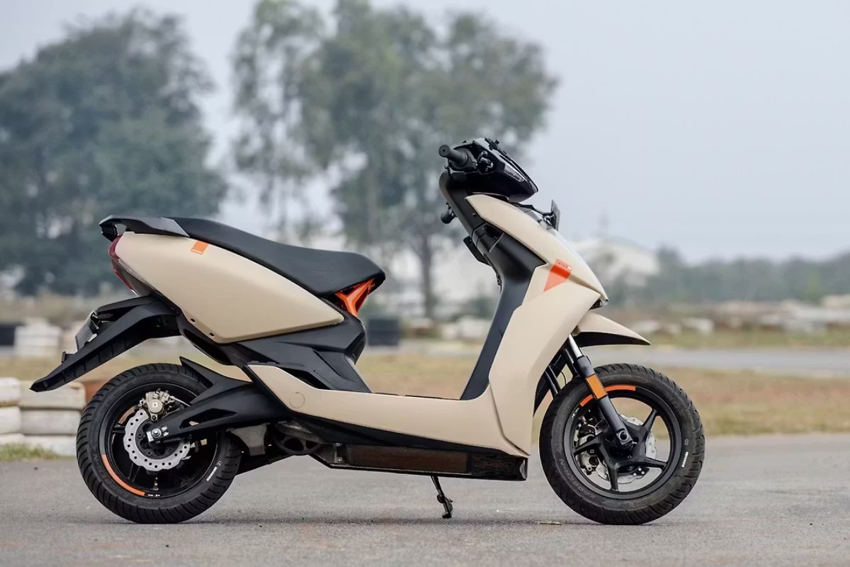 Ather 450X: ₹1.40 लाख में मिले स्मार्ट फीचर्स और 90kmph की जबरदस्त रफ्तार