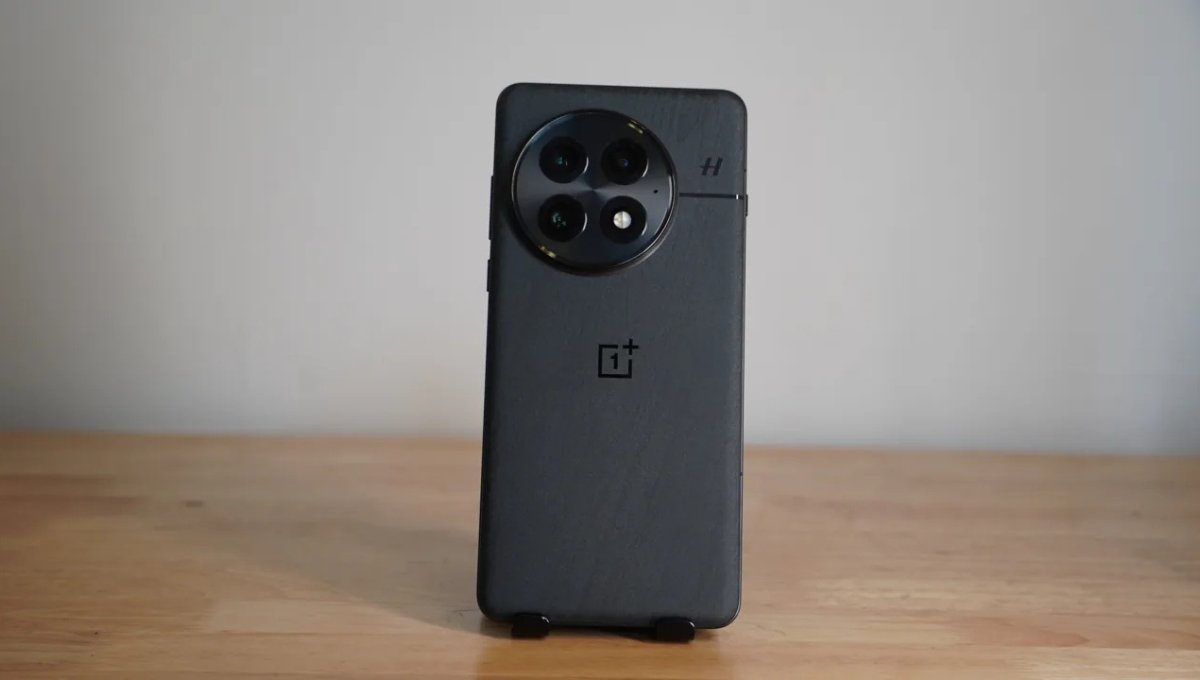 OnePlus 13: 6000mAh बैटरी, 24GB रैम और दमदार कैमरा के साथ, जानें कीमत