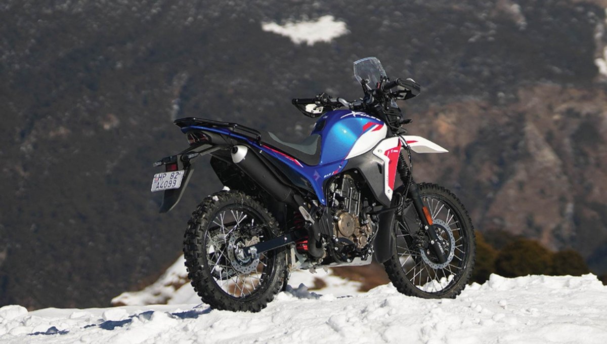 Hero Xpulse 210: जब रोमांच मिले 210cc की पावर और प्रोजेक्टर LED हेडलाइट के साथ