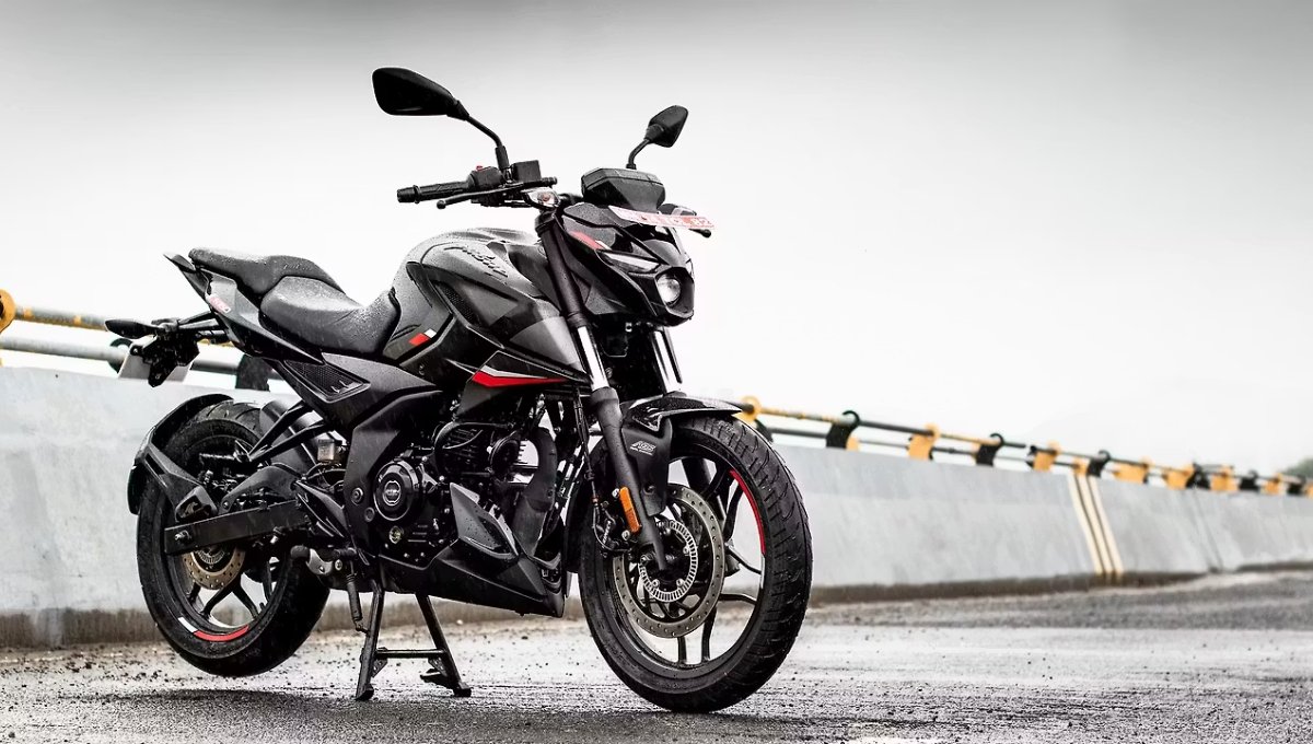 ₹1.3 लाख में मिल रही है 120 kmph की रफ्तार वाली Bajaj Pulsar N160 अब हर राइड बनेगी यादगार