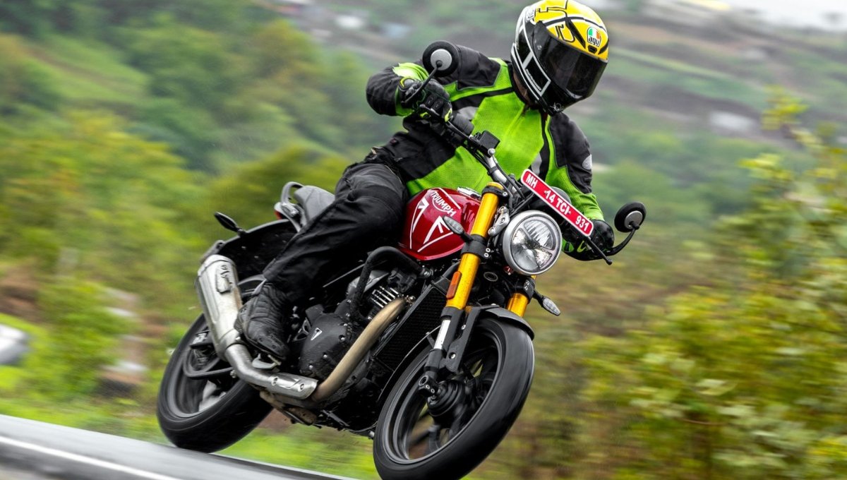 Triumph Speed 400: 2.33 लाख में मिले दमदार 398cc इंजन और मॉडर्न फीचर्स का पावरफुल कॉम्बो