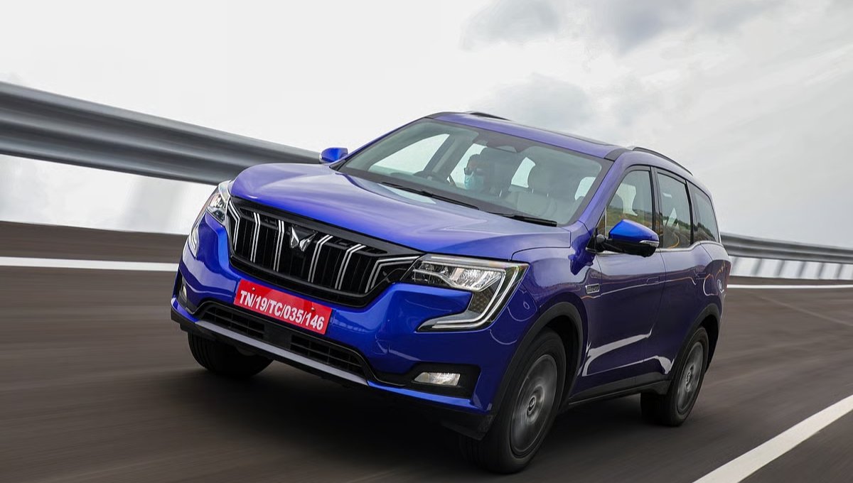 ₹14.03 लाख में मिलेगी स्टाइल, पावर और सेफ्टी यही है नई Mahindra XUV700