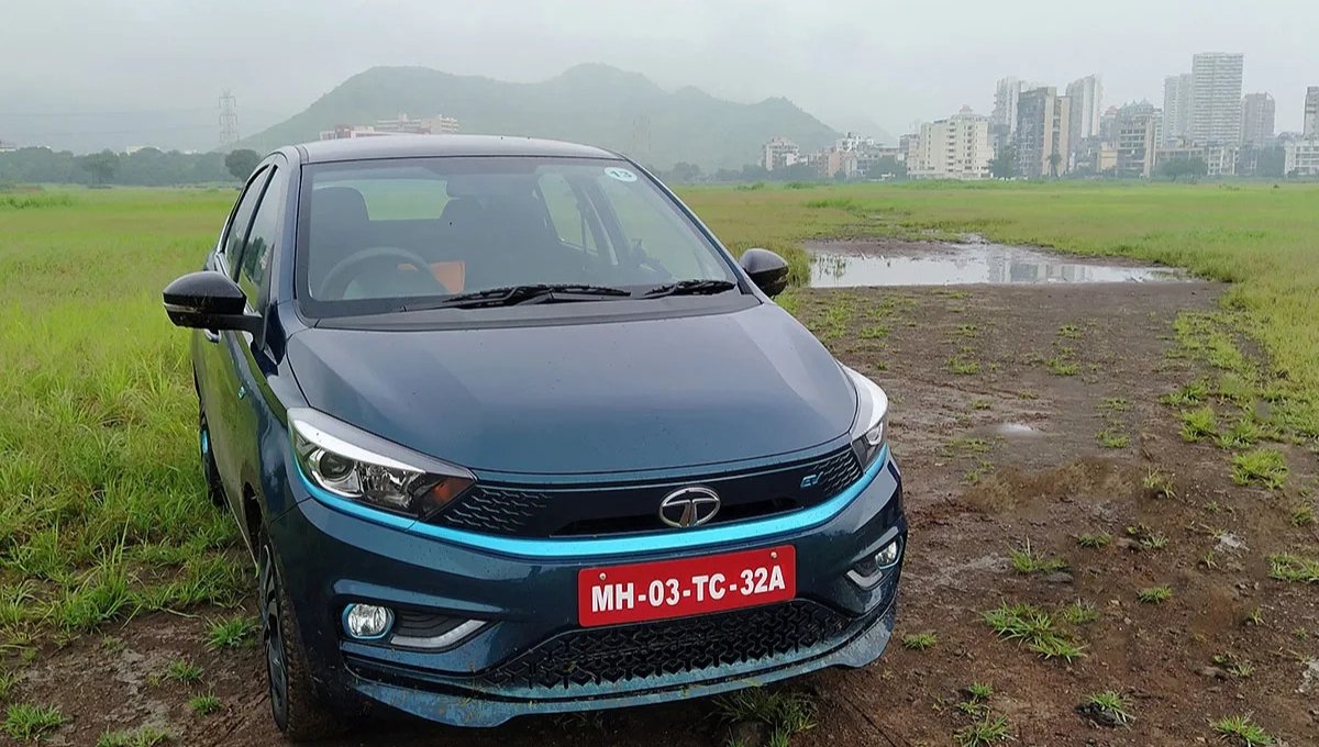 Tata Tigor EV: 12 लाख में मिले शानदार रेंज और लग्ज़री फीचर्स वाली इलेक्ट्रिक सेडान