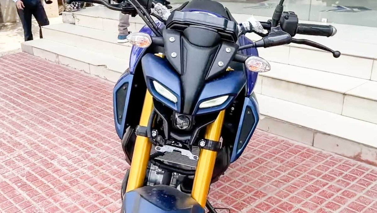 Yamaha MT 15 V2: दमदार फीचर्स और 1.68 लाख की कीमत में सुपरबाइक जैसा अनुभव
