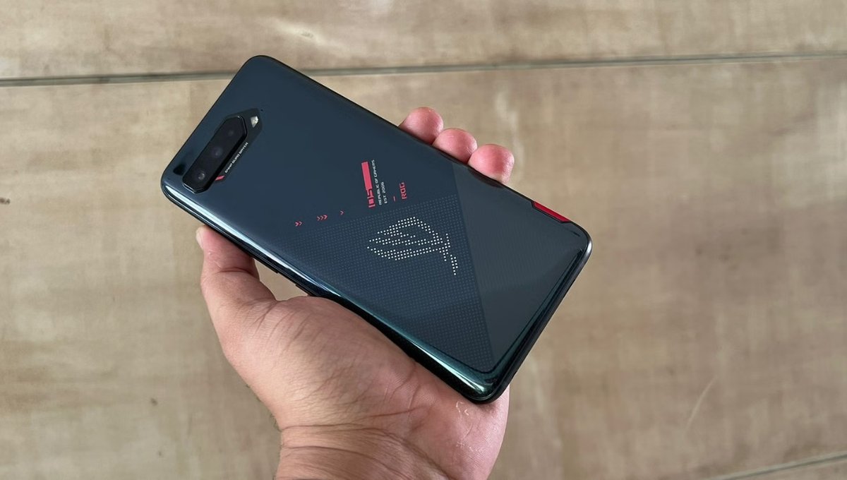 Asus ROG Phone 5s: गेमिंग का बादशाह ₹49,999 में, 18GB RAM और 6000mAh बैटरी के साथ