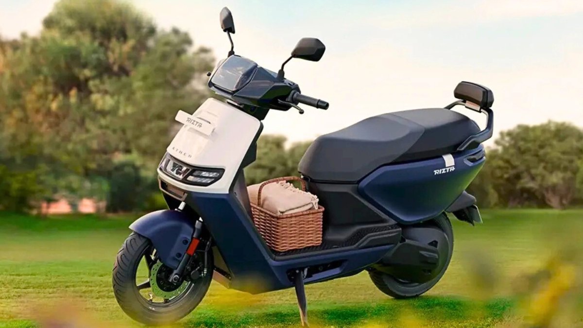 Ather Rizta: Get a scooter with 80 kmph speed, 22Nm torque and 34L storage for just Rs 1.10 lakh