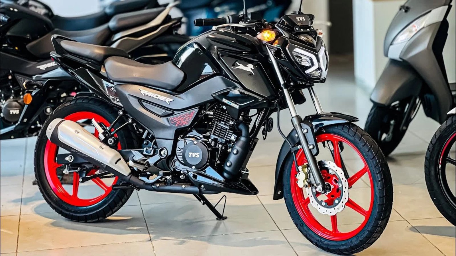 TVS Raider 125: सिर्फ 95,000 में दमदार लुक और 99kmph की स्पीड