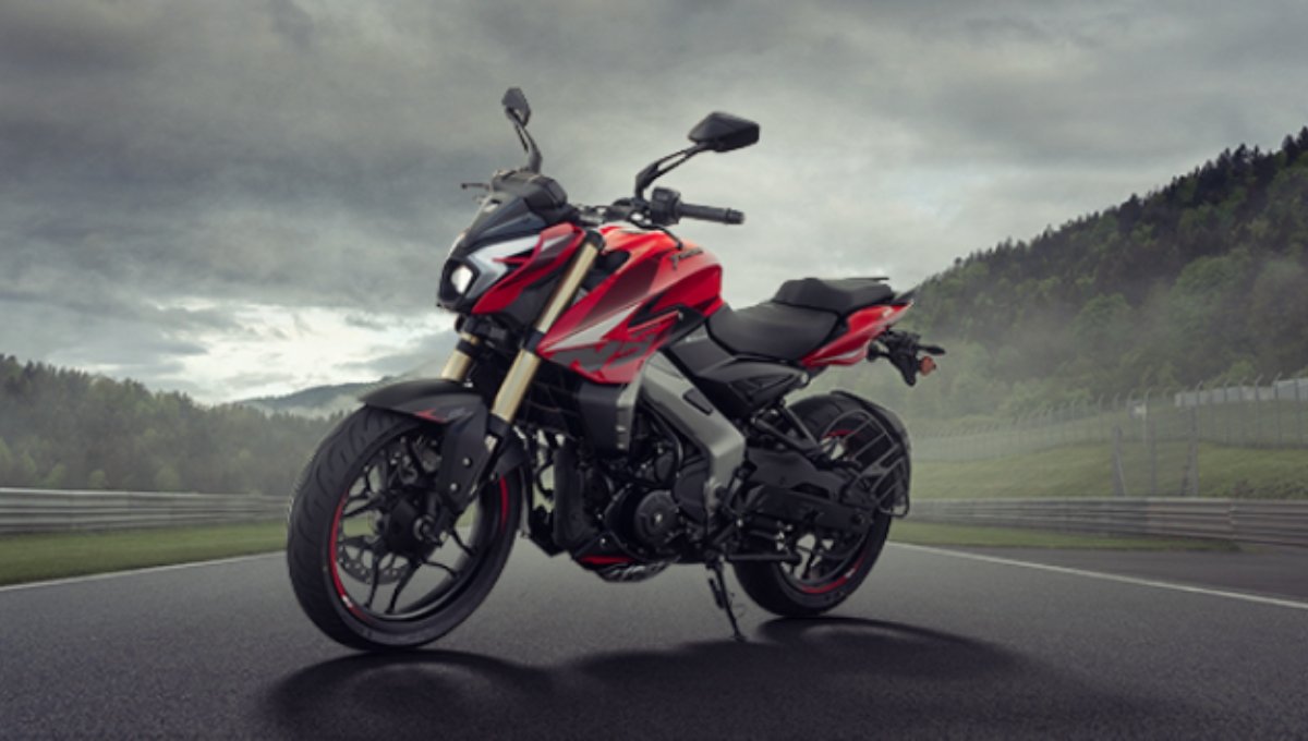 Bajaj Pulsar NS400Z: 1.85 लाख में फुल डिजिटल डिस्प्ले, USB चार्जिंग और 150 की टॉप स्पीड