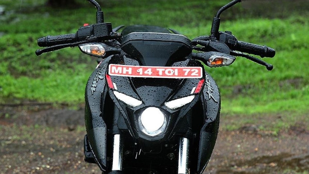 Bajaj Pulsar N160: सिर्फ ₹1.31 लाख में मिले जबरदस्त पावर, ABS और LED लाइट्स